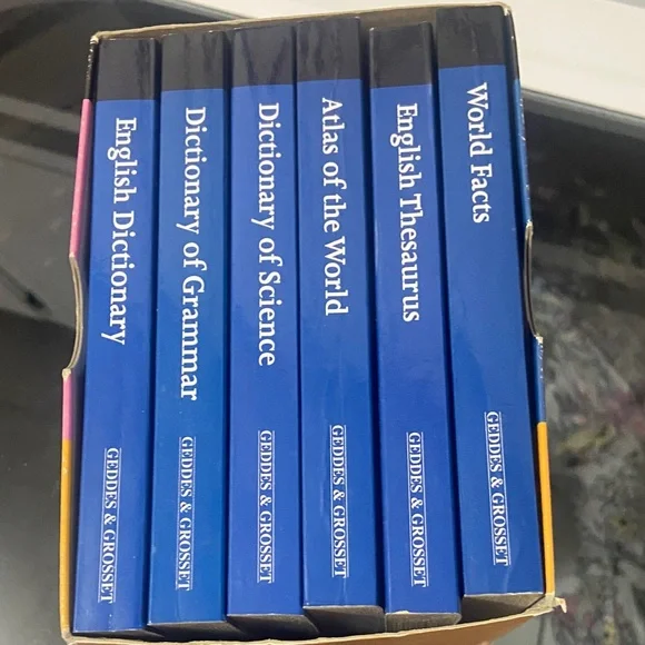 Webster's Study Library Set - Picture 2 of 3